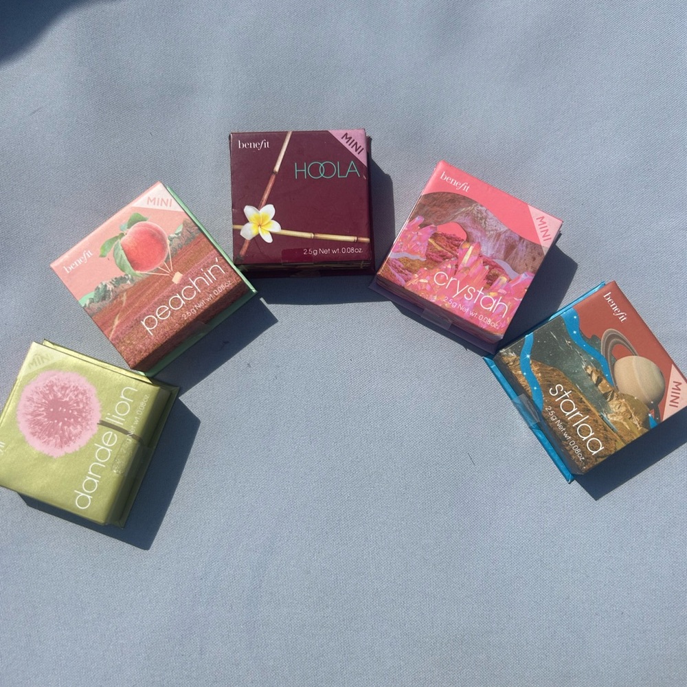 Benefit Mini Blush Collection - Hoola, Peachin, Crystah, Dandelion, Starlaa